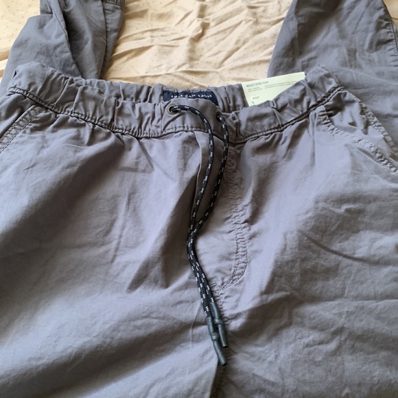 NWT Size Small Next Level Flex Gray American Eagle Twill Joggers - Picture 5 of 6